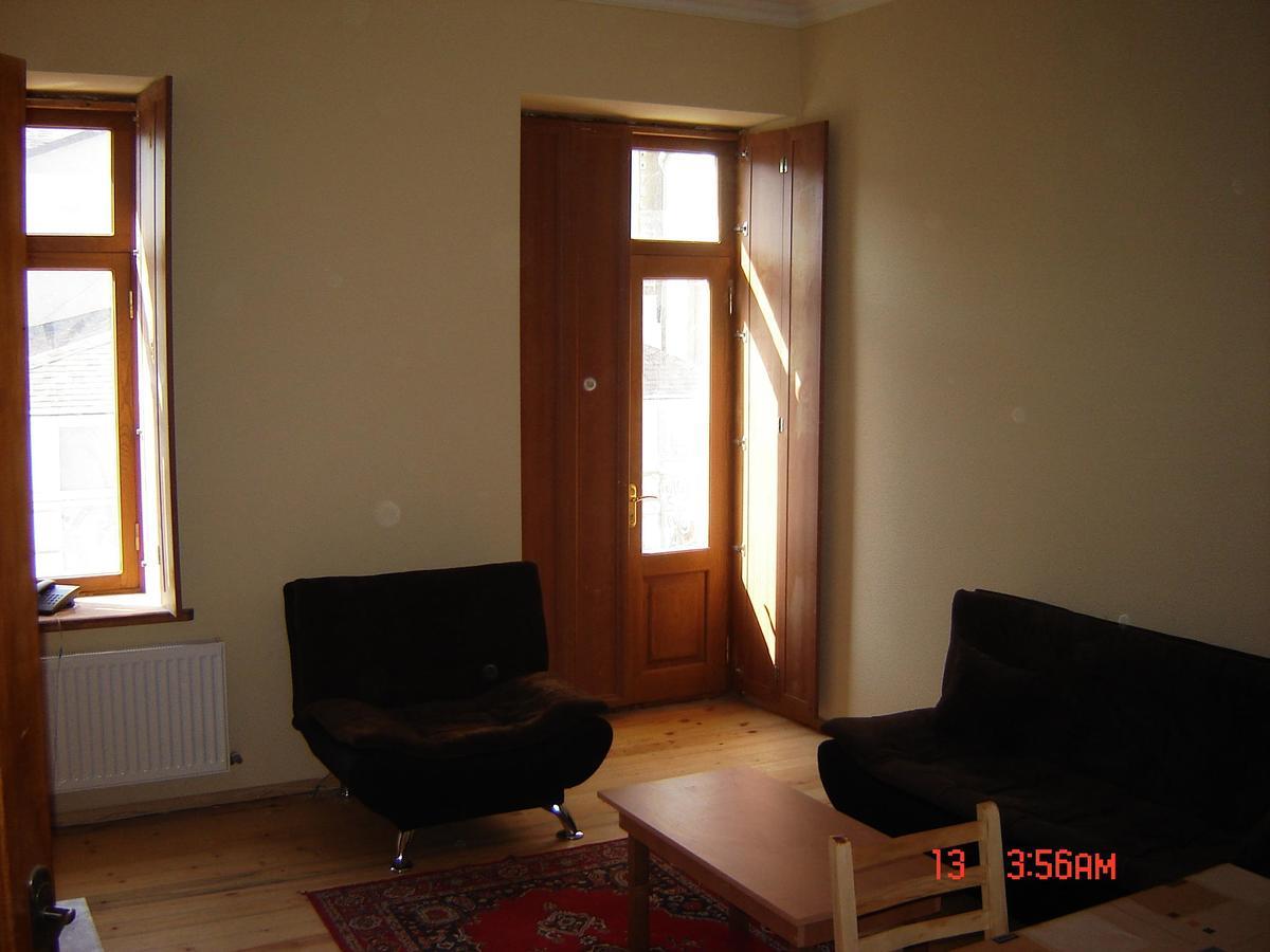 Old Metekhi Apartment Tbilisi Ngoại thất bức ảnh